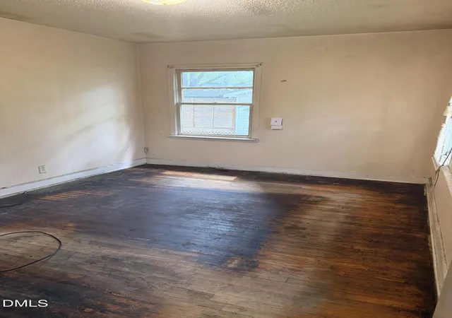 Photo 4 of Sale Pending at 645 Sunnybrook Rd, Raleigh, NC 27610 | MLS# 10190811 | Listing updated on 2026-09-15