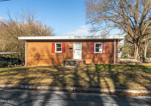 Photo 1 of Single family home for sale at 703 Wicker St, Burlington, NC 27217 | MLS# 10191526 | Listing updated on 2026-09-11