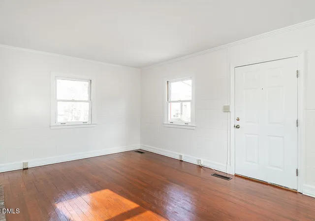Photo 4 of Single family home for sale at 703 Wicker St, Burlington, NC 27217 | MLS# 10191526 | Listing updated on 2026-09-11