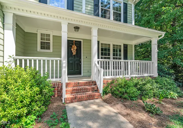 Photo 2 of Sale Pending at 104 Armfield Ct, Cary, NC 27519 | MLS# 10190852 | Listing updated on 2026-09-23