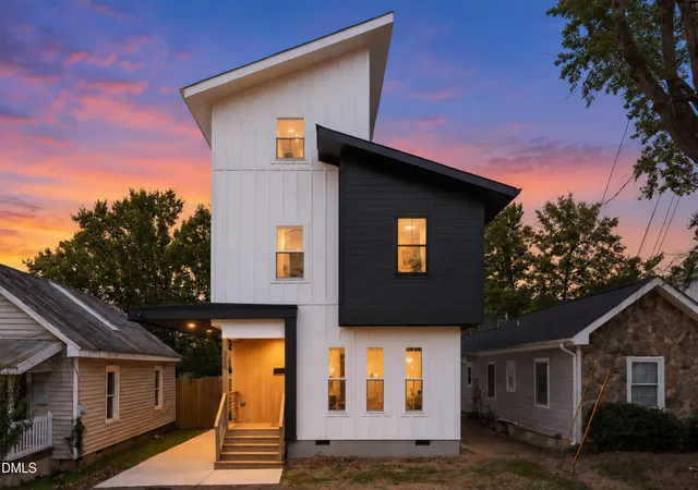 Photo 1 of Single family home for sale at 320 S Tarboro St, Raleigh, NC 27610 | MLS# 10193295 | Listing updated on 2026-09-17