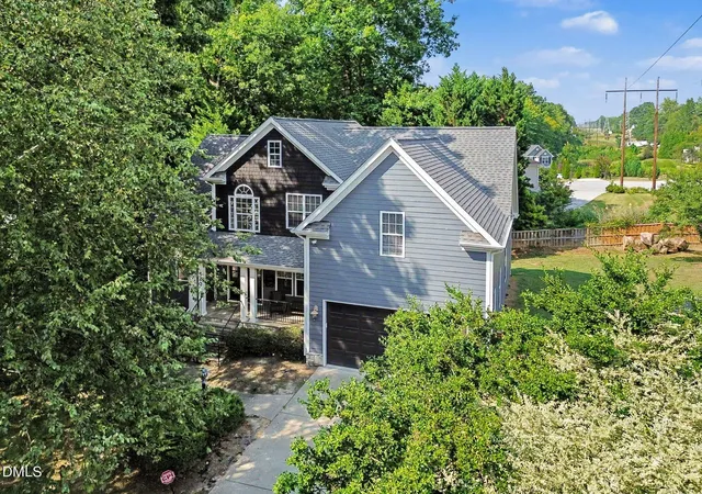 Photo 2 of Single family home for sale at 520 Findhorn Ln, Wake Forest, NC 27587 | MLS# 10190872 | Listing updated on 2026-10-08
