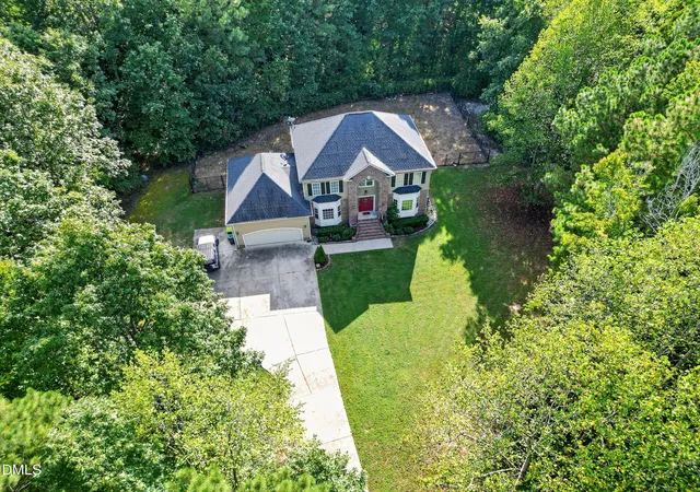 Photo 3 of Single family home for sale at 110 Kingfisher Way, Louisburg, NC 27549 | MLS# 10193343 | Listing updated on 2026-09-25