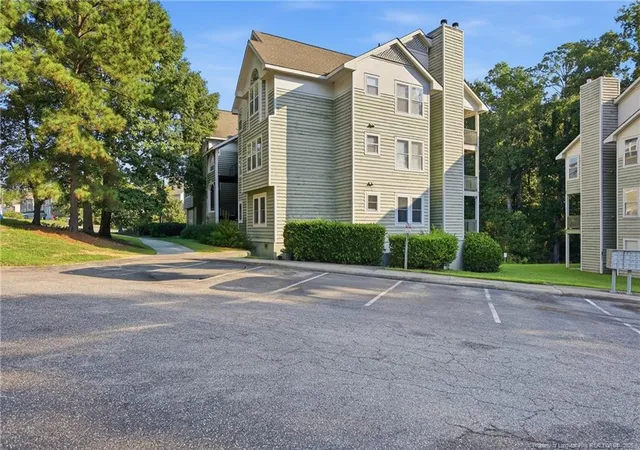 Photo 3 of Condo for sale at 6720 Willowbrook Dr #3, Fayetteville, NC 28314 | MLS# 768899 | Listing updated on 2026-09-04