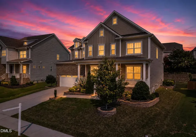 Photo 1 of Single family home for sale at 613 White Oak Pond Rd, Apex, NC 27523 | MLS# 10191048 | Listing updated on 2026-09-20