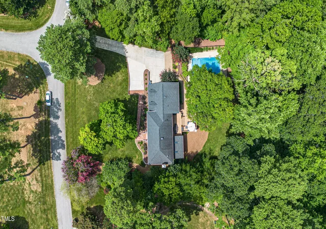 Photo 3 of Sale Pending at 2412 Beechview Ct, Raleigh, NC 27615 | MLS# 10190944 | Listing updated on 2026-09-04