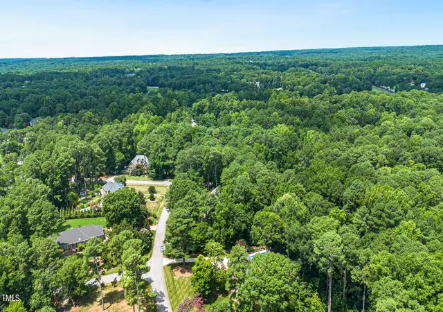 Photo 4 of Sale Pending at 2412 Beechview Ct, Raleigh, NC 27615 | MLS# 10190944 | Listing updated on 2026-09-04