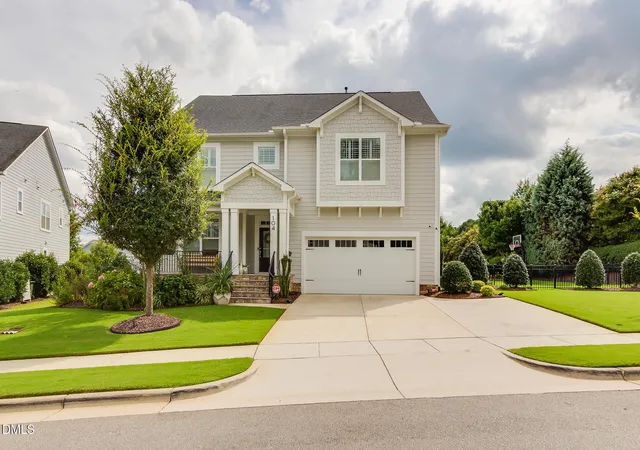 Photo 2 of Sale Pending at 104 Hackamore Ln, Raleigh, NC 27606 | MLS# 10191049 | Listing updated on 2026-09-10