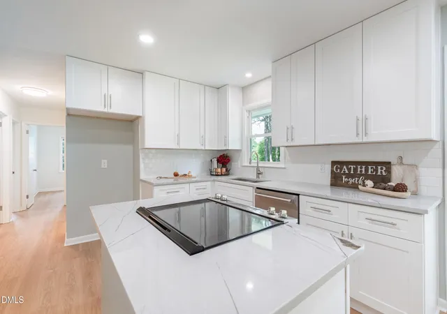 Photo 3 of Single family home for sale at 100 E Merlin Dr, Knightdale, NC 27545 | MLS# 10190887 | Listing updated on 2026-09-13