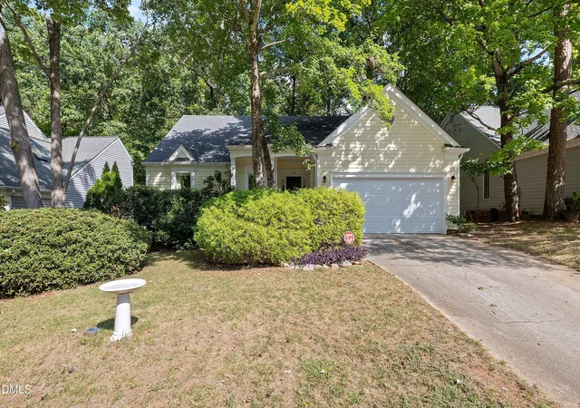 Photo 2 of Sale Pending at 119 E Laurenbrook Ct, Cary, NC 27518 | MLS# 10193234 | Listing updated on 2026-09-29