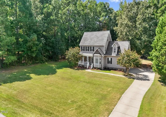 Photo 4 of Single family home for sale at 2509 Huntdale Trl, Zebulon, NC 27597 | MLS# 10190851 | Listing updated on 2026-09-29