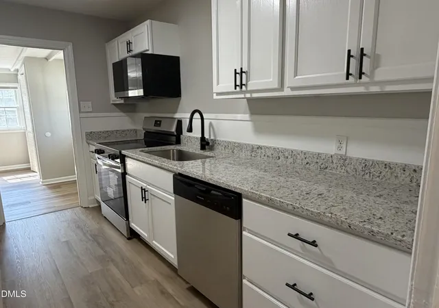 Photo 3 of Sale Pending at 213 Watson Dr, Burlington, NC 27217 | MLS# 10190931 | Listing updated on 2026-09-06