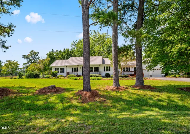 Photo 4 of Manufactured home for sale at 8043 Crawford Currin Rd, Oxford, NC 27565 | MLS# 10191811 | Listing updated on 2026-09-19