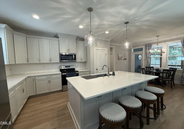 Photo 4 of Sale Pending at 567 Dabney Woods Ln, Henderson, NC 27537 | MLS# 10190926 | Listing updated on 2026-10-14