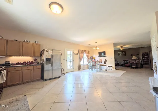 Photo 4 of Single family home for sale at 106 Savannah Dr, Reidsville, NC 27320 | MLS# 10191165 | Listing updated on 2026-09-07