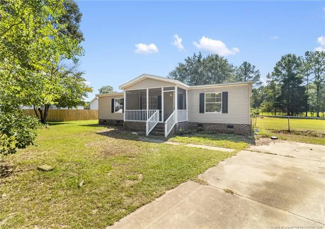 Photo 4 of Manufactured home for sale at 4205 Abbott Ln, Fayetteville, NC 28312 | MLS# 768146 | Listing updated on 2026-09-04