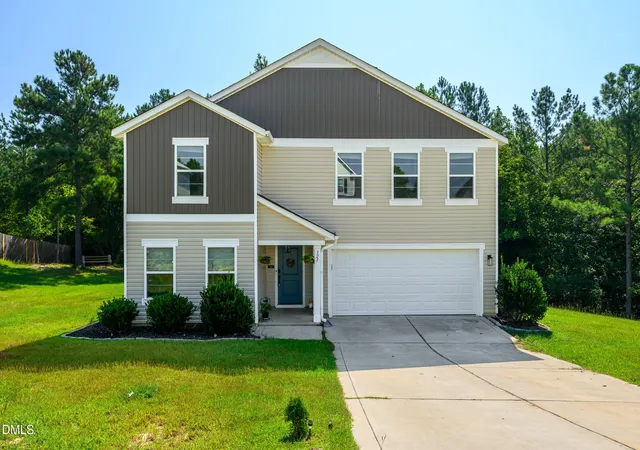 Single family home for sale at 321 New Castle Ln, Spring Lake, NC 28390 | MLS# 10191061