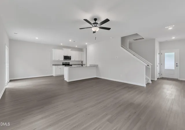 Photo 4 of Single family home for sale at 104 Flue Ct, Oxford, NC 27565 | MLS# 10190930 | Listing updated on 2026-10-08