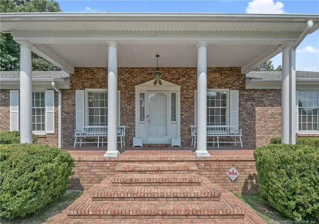 Photo 3 of Single family home for sale at 225 Vivian Dr, Fayetteville, NC 28311 | MLS# 768453 | Listing updated on 2026-09-21