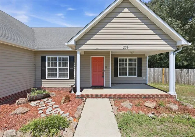 Photo 3 of Sale Pending at 205 Bonney Ln, Fayetteville, NC 28306 | MLS# 768710 | Listing updated on 2026-10-08
