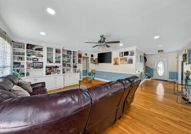 Photo 4 of Single family home for sale at 1663 Hayes Rd, Creedmoor, NC 27522 | MLS# 10191077 | Listing updated on 2026-09-05