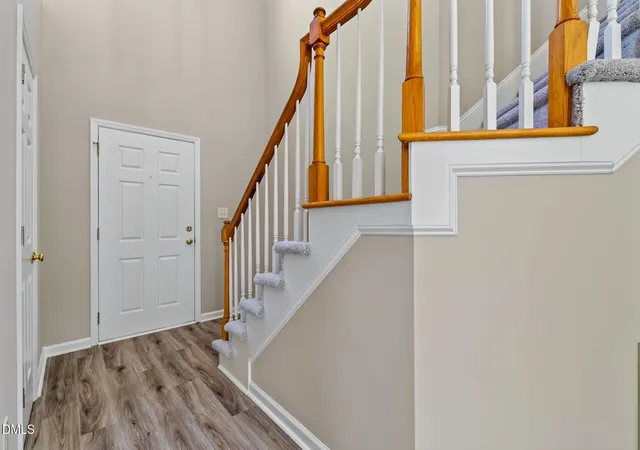 Photo 4 of Single family home for sale at 2525 Trailwood Hills Dr, Raleigh, NC 27603 | MLS# 10191034 | Listing updated on 2026-09-19