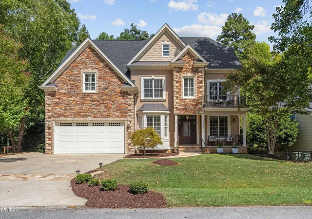 Photo 1 of Single family home for sale at 8107 Henderson Rd, Apex, NC 27539 | MLS# 10193367 | Listing updated on 2026-10-07