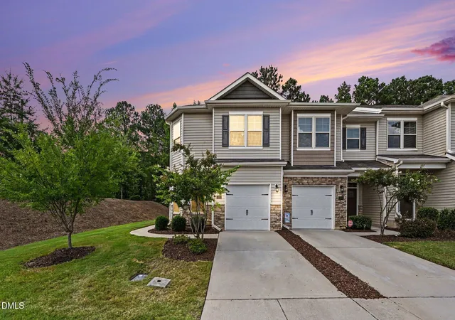 Townhouse for sale at 1003 Apogee Dr, Durham, NC 27713 | MLS# 10190996