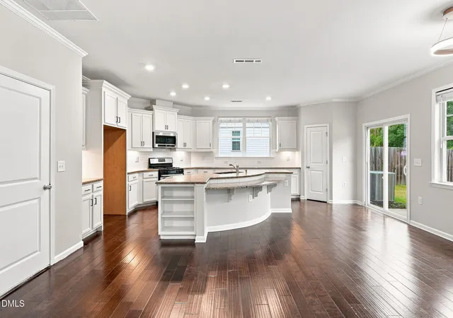 Photo 3 of Single family home for sale at 623 Hiddenbrook Dr, Durham, NC 27703 | MLS# 10191007 | Listing updated on 2026-09-25