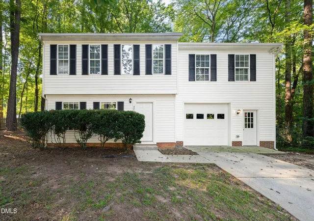 Photo 1 of Sale Pending at 2729 Goshawk Ln, Raleigh, NC 27603 | MLS# 10191032 | Listing updated on 2026-09-14