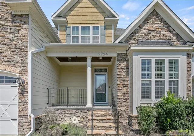 Photo 3 of Sale Pending at 2724 Plum Ridge Rd, Fayetteville, NC 28306 | MLS# 768622 | Listing updated on 2026-09-08