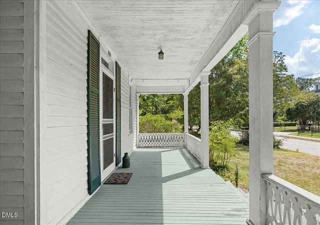 Photo 3 of Single family home for sale at 302 Halifax St, Warrenton, NC 27589 | MLS# 10191071 | Listing updated on 2026-09-05