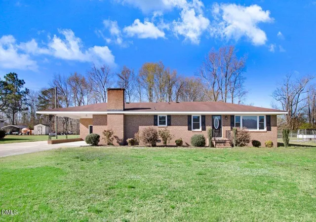 Photo 1 of Single family home for sale at 1676 Tommys Rd, Goldsboro, NC 27534 | MLS# 10191051 | Listing updated on 2026-09-16