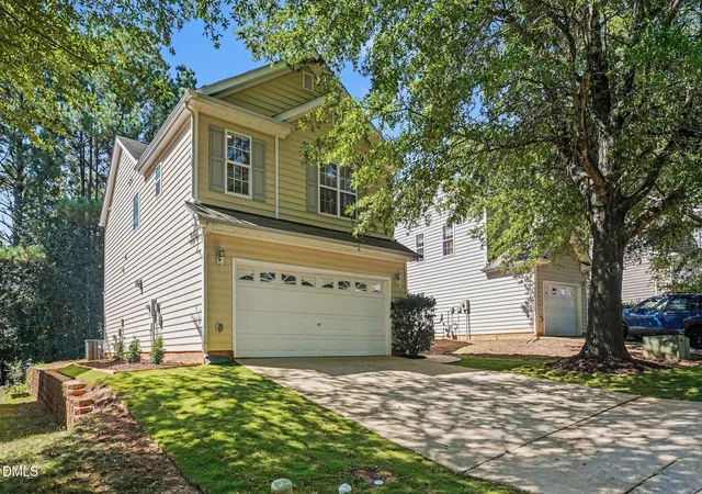 Photo 2 of Sale Pending at 8337 Tie Stone Way, Raleigh, NC 27613 | MLS# 10191461 | Listing updated on 2026-09-20