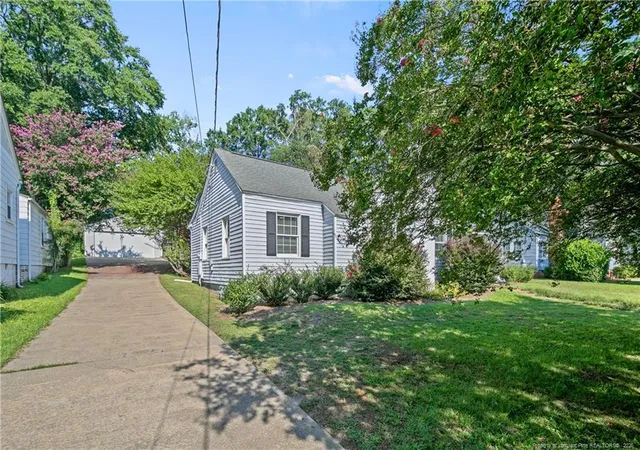 Photo 3 of Single family home for sale at 597 Greenland Dr, Fayetteville, NC 28305 | MLS# 768670 | Listing updated on 2026-09-05