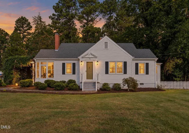 Photo 1 of Single family home for sale at 118 Shiney Rock Rd, Clarksville, VA 23927 | MLS# 10191076 | Listing updated on 2026-09-09