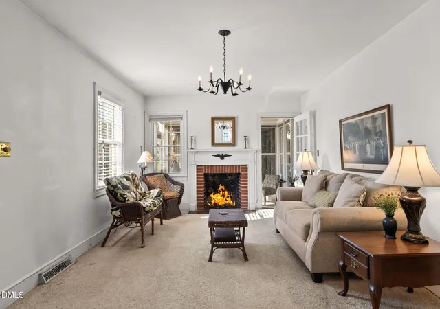 Photo 4 of Single family home for sale at 118 Shiney Rock Rd, Clarksville, VA 23927 | MLS# 10191076 | Listing updated on 2026-09-09