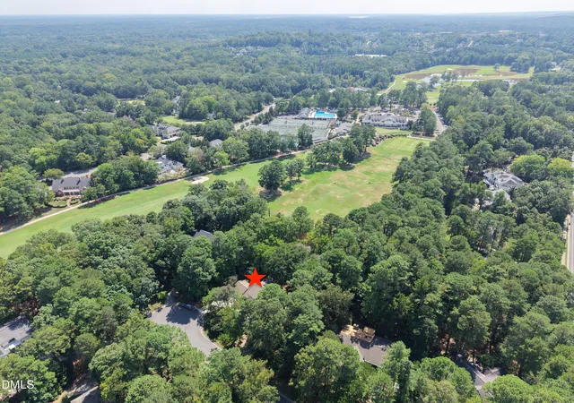 Photo 3 of Single family home for sale at 112 Black Oak Pl, Chapel Hill, NC 27517 | MLS# 10191104 | Listing updated on 2026-09-20