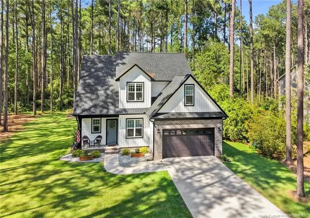 Photo 1 of Single family home for sale at 16621 Titmouse Ct, Wagram, NC 28396 | MLS# 768855 | Listing updated on 2026-09-16