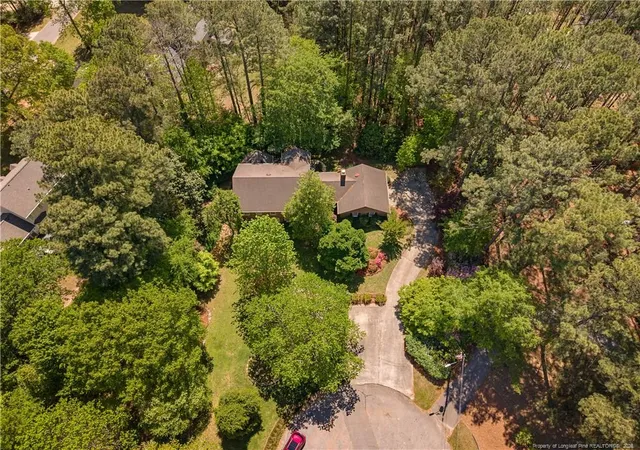Photo 4 of Single family home for sale at 2004 Vantage Point, Sanford, NC 27330 | MLS# 768664 | Listing updated on 2026-09-16
