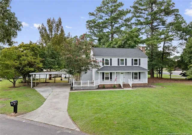 Photo 3 of Single family home for sale at 5800 Valhalla Ct, Fayetteville, NC 28304 | MLS# 768963 | Listing updated on 2026-09-05