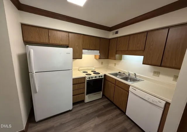 Photo 3 of Condo for sale at 3520 Ivy Cmns Dr #301, Raleigh, NC 27606 | MLS# 10191096 | Listing updated on 2026-09-05