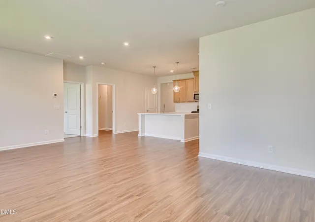 Photo 4 of Single family home for sale at 105 King Tucks Way, Four Oaks, NC 27524 | MLS# 10191125 | Listing updated on 2026-09-21