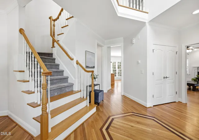 Photo 4 of Single family home for sale at 215 Lansbrooke Ln, Apex, NC 27502 | MLS# 10191223 | Listing updated on 2026-09-18