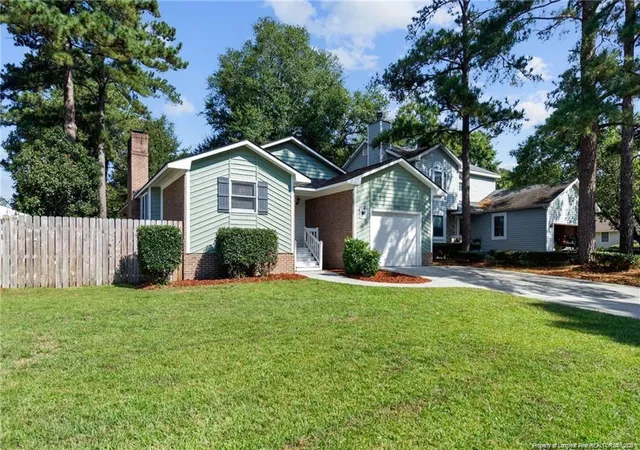 Photo 2 of Single family home for sale at 3504 Hastings Dr, Fayetteville, NC 28311 | MLS# 768968 | Listing updated on 2026-09-21
