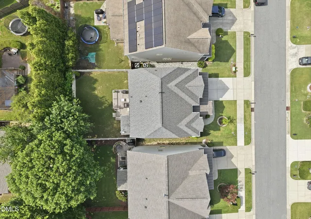 Photo 3 of Sale Pending at 5033 Audreystone Dr, Cary, NC 27518 | MLS# 10191124 | Listing updated on 2026-09-20
