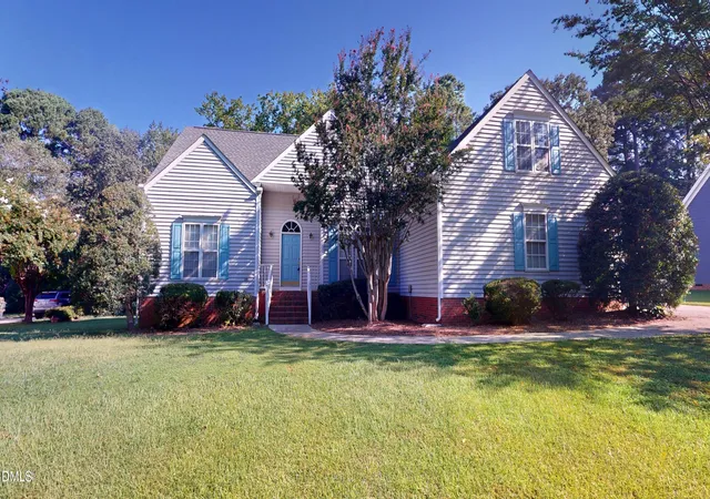 Photo 3 of Single family home for sale at 4308 Hawksong Pl, Cary, NC 27518 | MLS# 10191161 | Listing updated on 2026-09-19