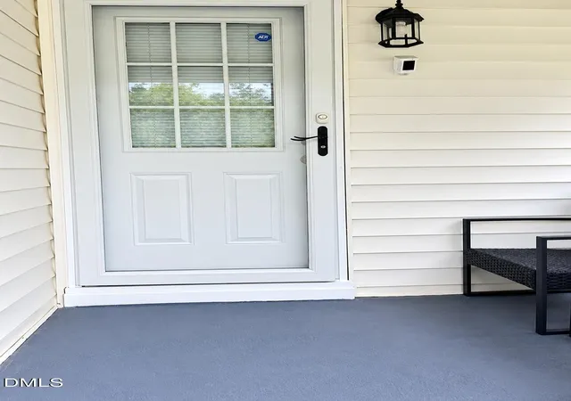 Photo 3 of Single family home for sale at 627 Dailey St, Burlington, NC 27217 | MLS# 10191144 | Listing updated on 2026-09-07