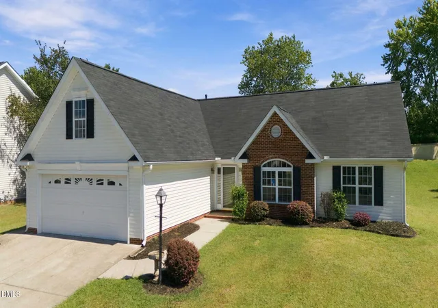 Photo 2 of Sale Pending at 6232 Spurgeon Way, High Point, NC 27265 | MLS# 10192417 | Listing updated on 2026-09-20