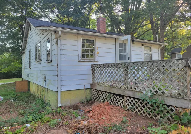 Photo 3 of House for sale at 813 Strawberry Rd, Reidsville, NC 27320 | MLS# 10191253 | Listing updated on 2026-09-08